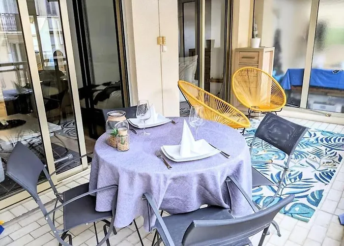 Centre Cannes 2-Bed Apt & Garage 5Min Croisette