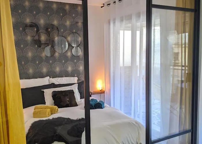 Centre Cannes 2-Bed Apt & Garage 5Min Croisette
